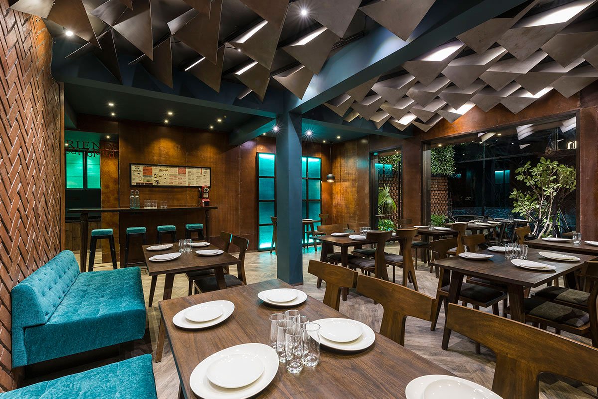 Amigos Kitchen | Amruta Daulatabadkar Architects