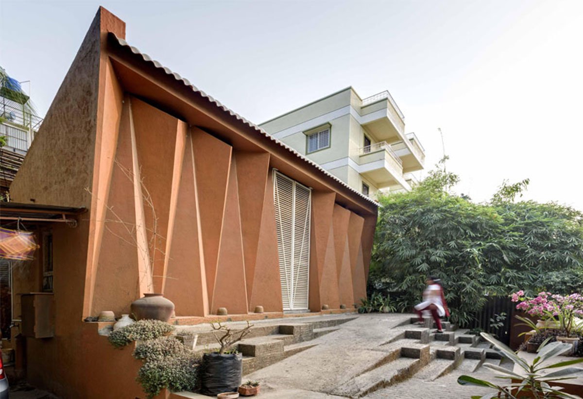 Iskilar | Studio Anhad