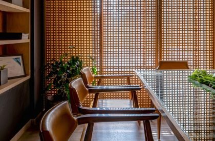 The Curved Wall | Studio Infinity