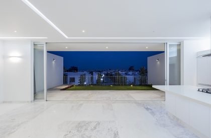 V House | Cotaparedes Arquitectos + Estudio Hidalgo