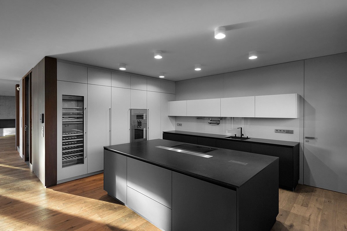 VILLA IN PRŮHONICE | Aulik Fiser Architekti