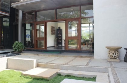 Weekend Home | Studio Motley