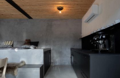 Weekend House in Bukovany | SENAA Architekti