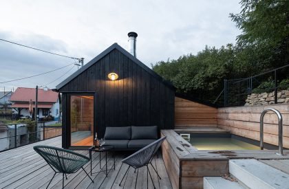Weekend House in Bukovany | SENAA Architekti