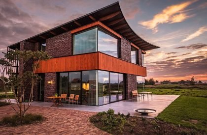 Bird View Villa | 123DV Modern Villas