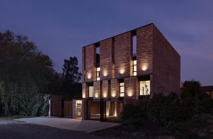Hibiscus Building | Caparroz Arquitectura