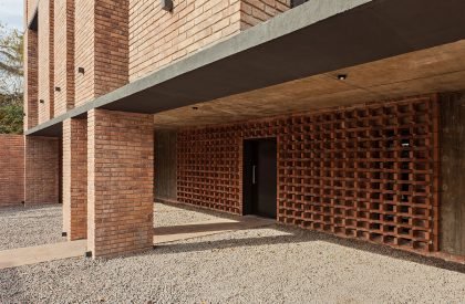 Hibiscus Building | Caparroz Arquitectura