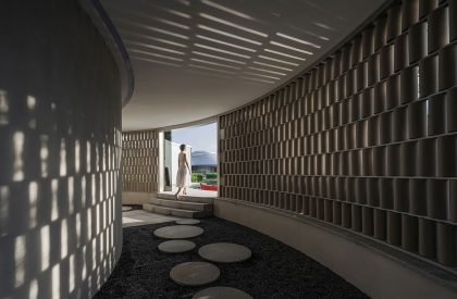 The Aluminum Mountain | Wutopia Lab