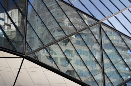 Fuel Station + McDonald’s | Khmaladze Architects