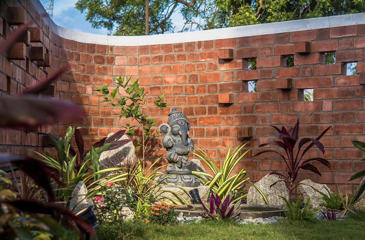 The Brick Lantern House | Studio Biomorph