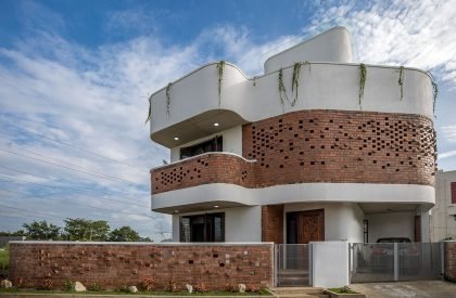 The Brick Lantern House | Studio Biomorph