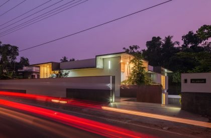 The Hunkered House | LIJO.RENY.architects