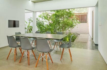 The Hunkered House | LIJO.RENY.architects