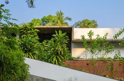 The Hunkered House | LIJO.RENY.architects