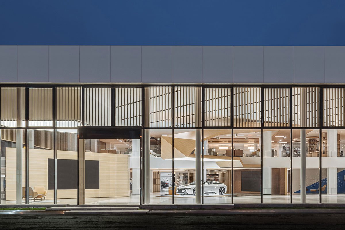 BMW Experience Center | ARCHIHOPE