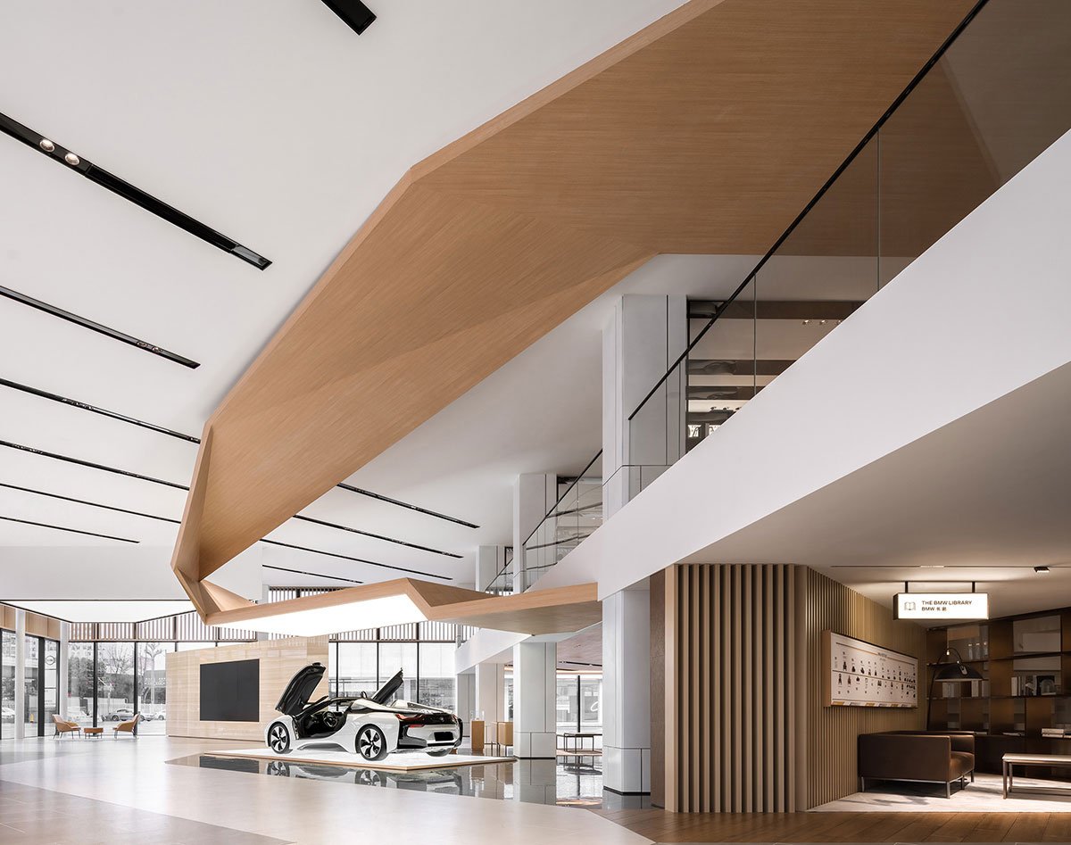 BMW Experience Center | ARCHIHOPE