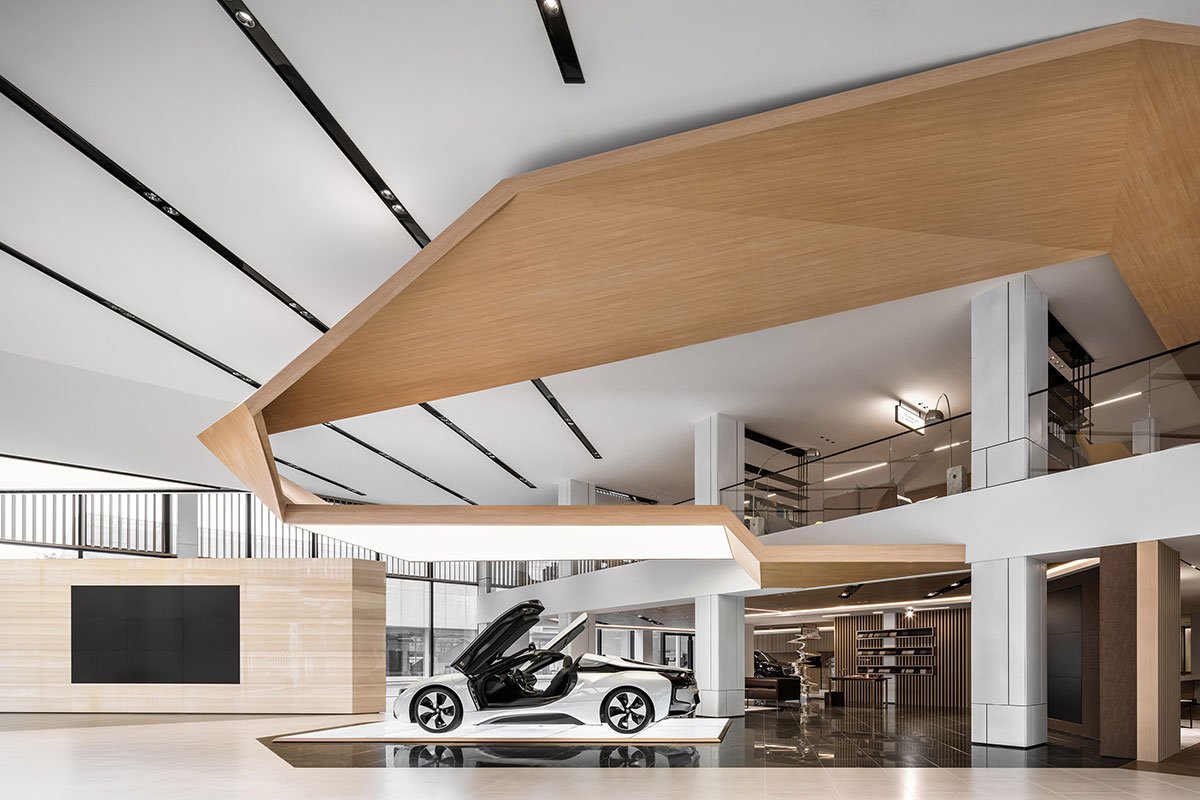 BMW Experience Center | ARCHIHOPE