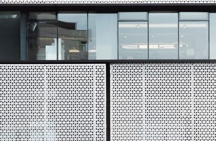 BMW Experience Center | ARCHIHOPE