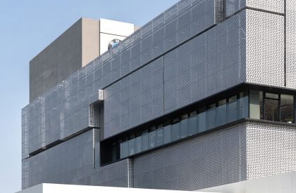 BMW Experience Center | ARCHIHOPE