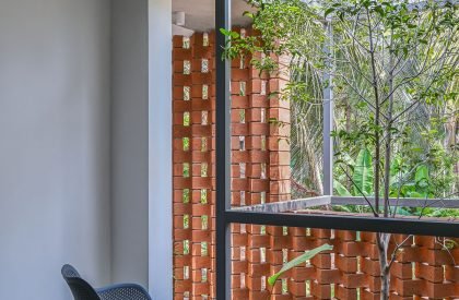Brick Screen House | HONEYCOMB architects