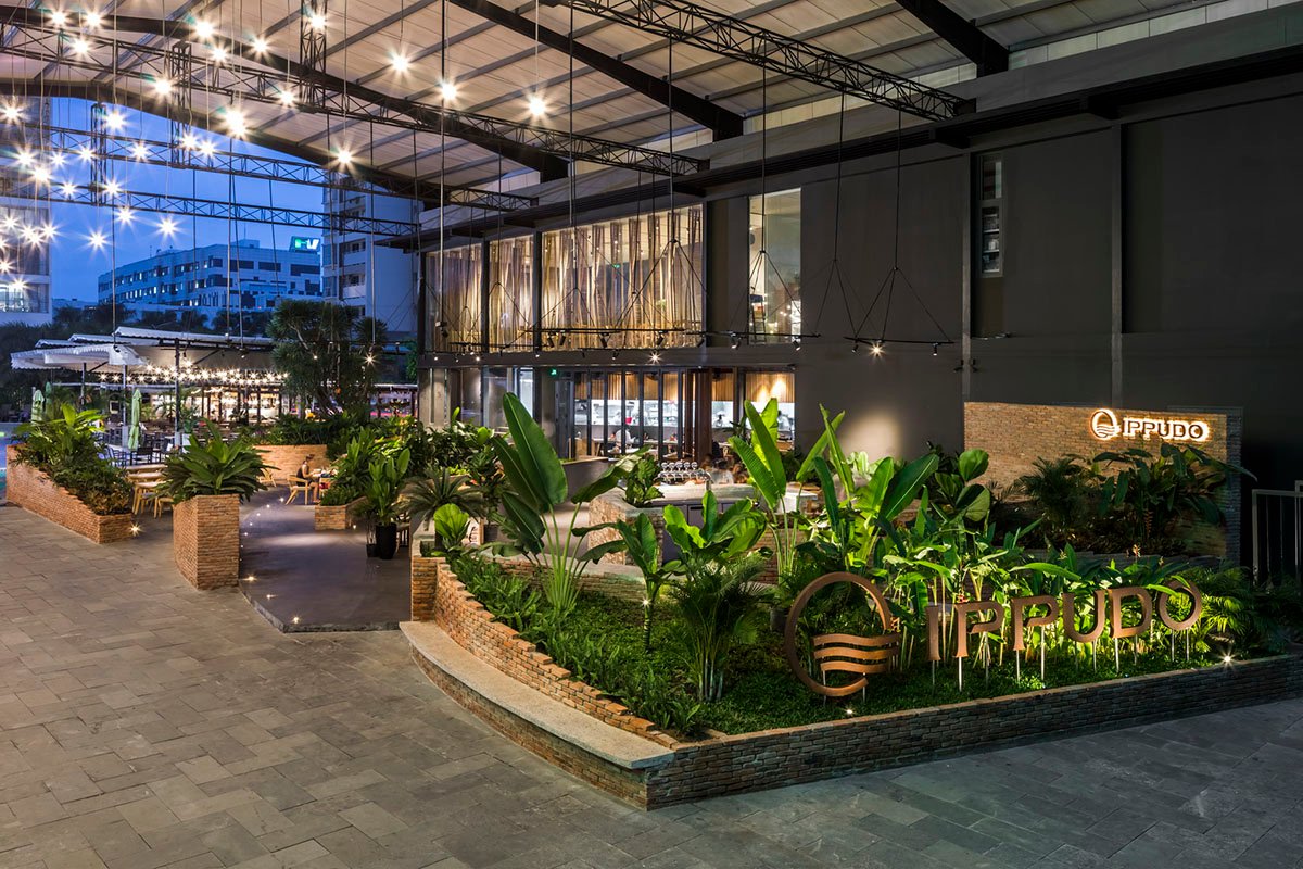 IPPUDO Vietnam | Takashi Niwa Architects