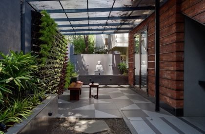 The Brown Envelope | Alok Kothari Architects