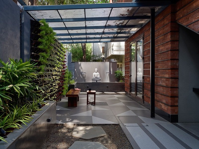 The Brown Envelope | Alok Kothari Architects