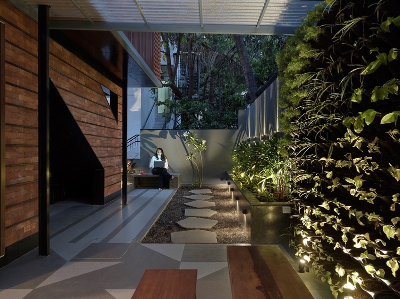 The Brown Envelope | Alok Kothari Architects