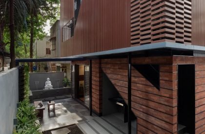 The Brown Envelope | Alok Kothari Architects
