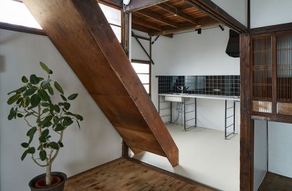 Hakuraku House | ROOVICE