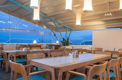 Cafe Azzure | DS2 ARCHITECTURE