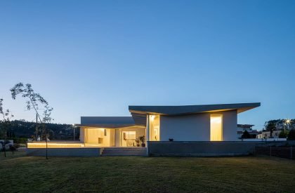 Casa Em Brufe | OVAL