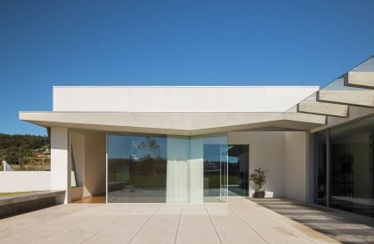 Casa Em Brufe | OVAL