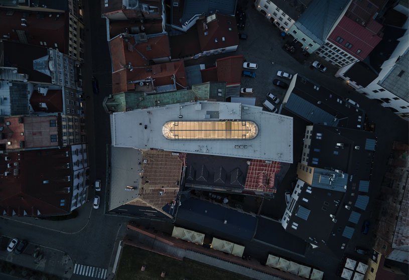 Conversion of Furniture House into Czech Radio Olomouc | Atelier 38
