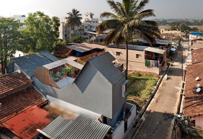 House with Different Roofs | RC Architects