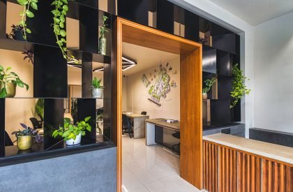 Office with Four Screens | ARPA Design + Dhulia Architecture Design Studio