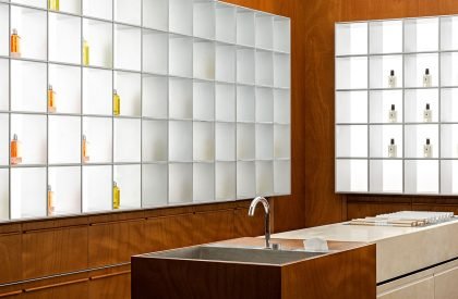 Steps Flagship Store | Say Architects