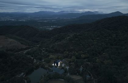 The Levitated Curtain – Xi Hall | Say Architects