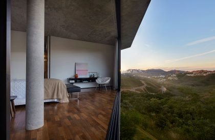 Inclined Slab House | TETRO Arquitetura