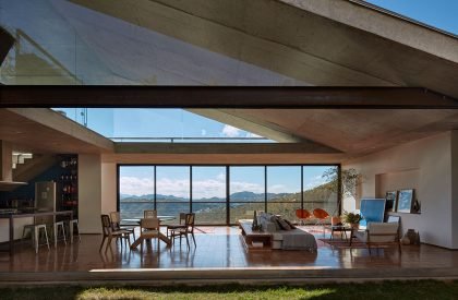 Inclined Slab House | TETRO Arquitetura