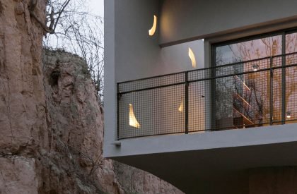 Miniature Series II: Library in Ruins | ATELIER XI