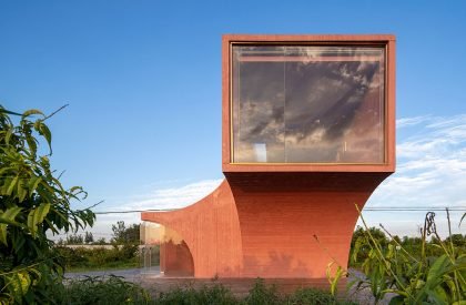 Miniature Series I – Peach Hut | Atelier XI