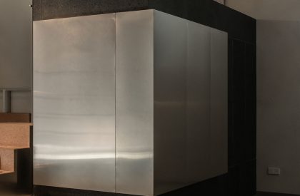 A Lab Under Vintage Roof_ ALUMNI Chengdu Space Design | Fon Studio