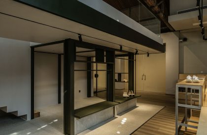A Lab Under Vintage Roof_ ALUMNI Chengdu Space Design | Fon Studio