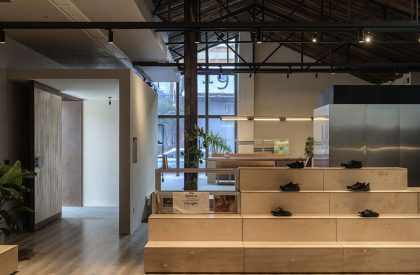 A Lab Under Vintage Roof_ ALUMNI Chengdu Space Design | Fon Studio