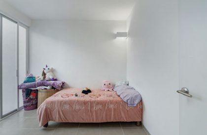 A Roof for Gaby | Cotaparedes Arquitectos