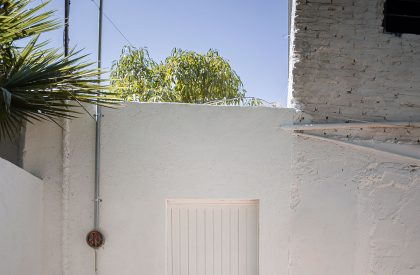 A Roof for Gaby | Cotaparedes Arquitectos