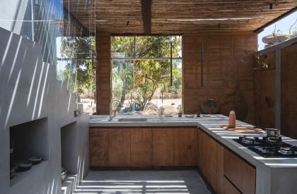 Flintstone 6 | Mitti