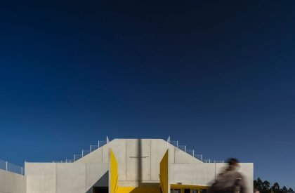 Grandstand Building - Training Complex of the Municipal Stadium in Aveiro | SUMMARY