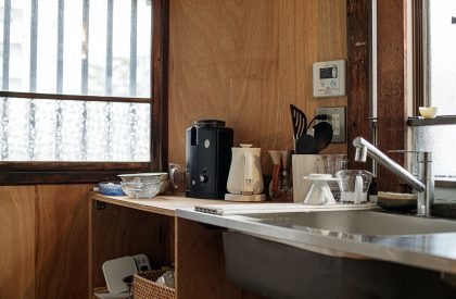 Rokukakubashi House | Roovice